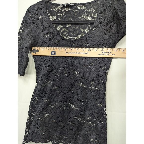 BKE Womens Top XS Black Lace Floral Elbow Sleeve V Neck Semi Sheer - Picture 5 of 9